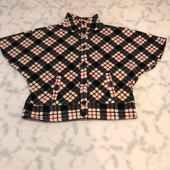 LIZ CLAIBORNE ACTIVE FLEECE PLAID RED/BLACK PONCHO/CAPE SIZE (L) - Picture 5 of 14